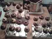 Cake Pops -  Cappuccino  - Schnelle Version mit Fertigkuchen - Rezept