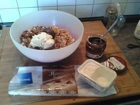 Cake Pops -  Cappuccino  - Schnelle Version mit Fertigkuchen - Rezept - Bild Nr. 2