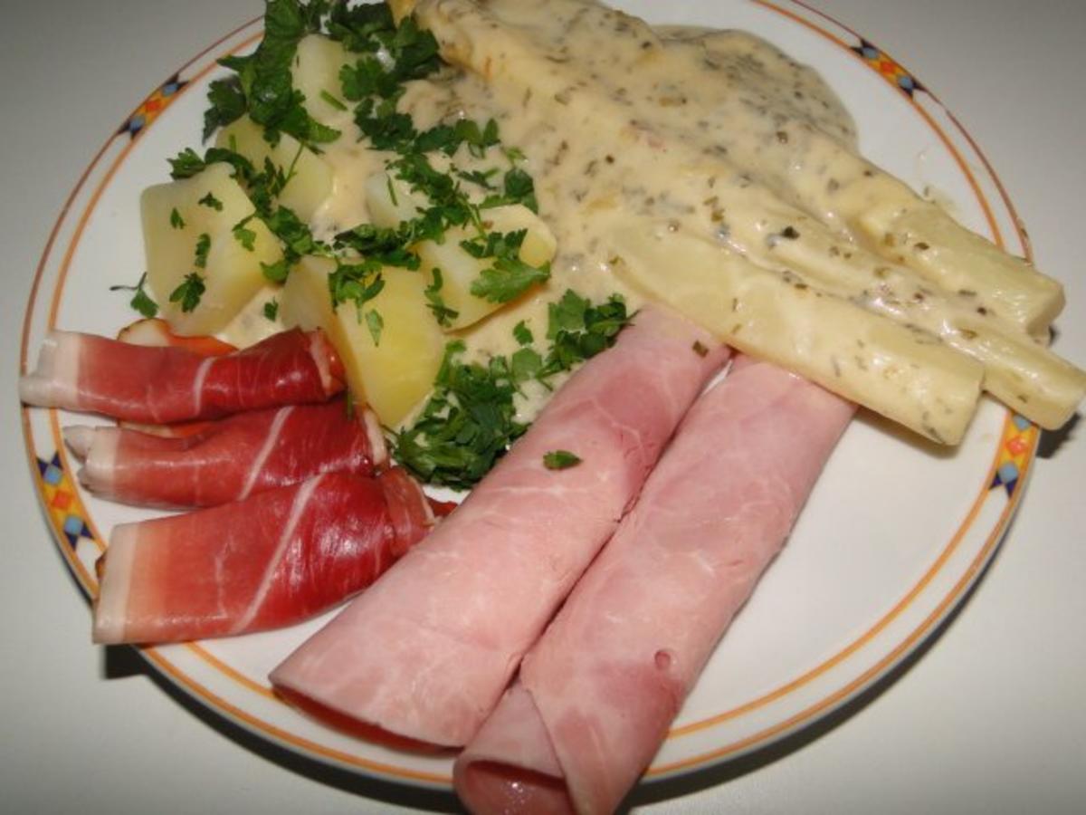 Spargel mit Käse-Sahne-Kräutersauce natürlich mit Schwarzwälder ...