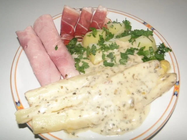 Spargel mit Käse-Sahne-Kräutersauce natürlich mit Schwarzwälder Schinken und - Rezept - Bild Nr. 9