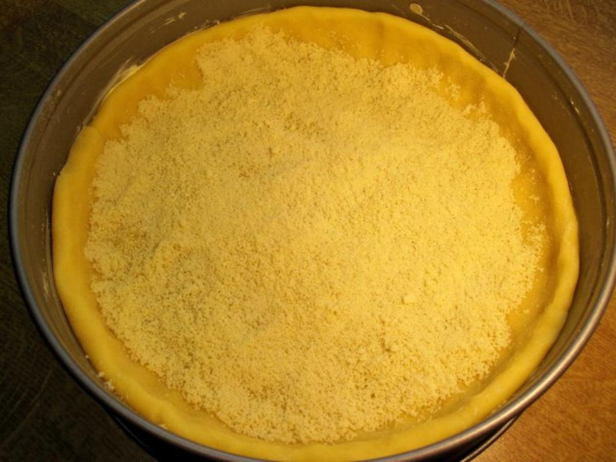 Mürbteig Rhabarberkuchen - schnell & einfach - von mimi Mürbteig Rhabarberkuchen - schnell & einfach - von mimi