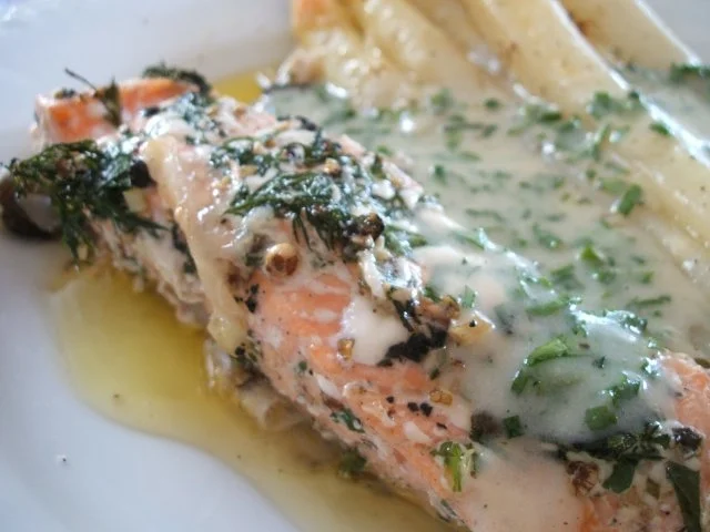 Soßen: Kräutersoße zum Spargel - Rezept