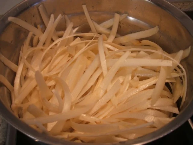 Soßen: Kräutersoße zum Spargel - Rezept - Bild Nr. 2