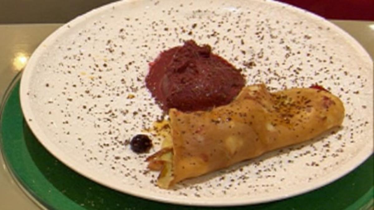 Bilder für Heidelbeer-Eis mit Crepes (Steffen Henssler) - Rezept