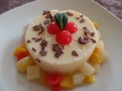Grießpudding mit Früchten - Rezept