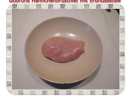 Rezept: Geflügel: Hähnchenbrustfilet mit Erdnusssoße Bild Nr. 2 Geflügel: Hähnchenbrustfilet mit Erdnusssoße - Rezept - Bild Nr. 2