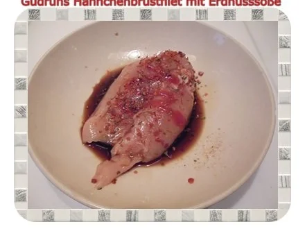 Rezept: Geflügel: Hähnchenbrustfilet mit Erdnusssoße Bild Nr. 3 Geflügel: Hähnchenbrustfilet mit Erdnusssoße - Rezept - Bild Nr. 3