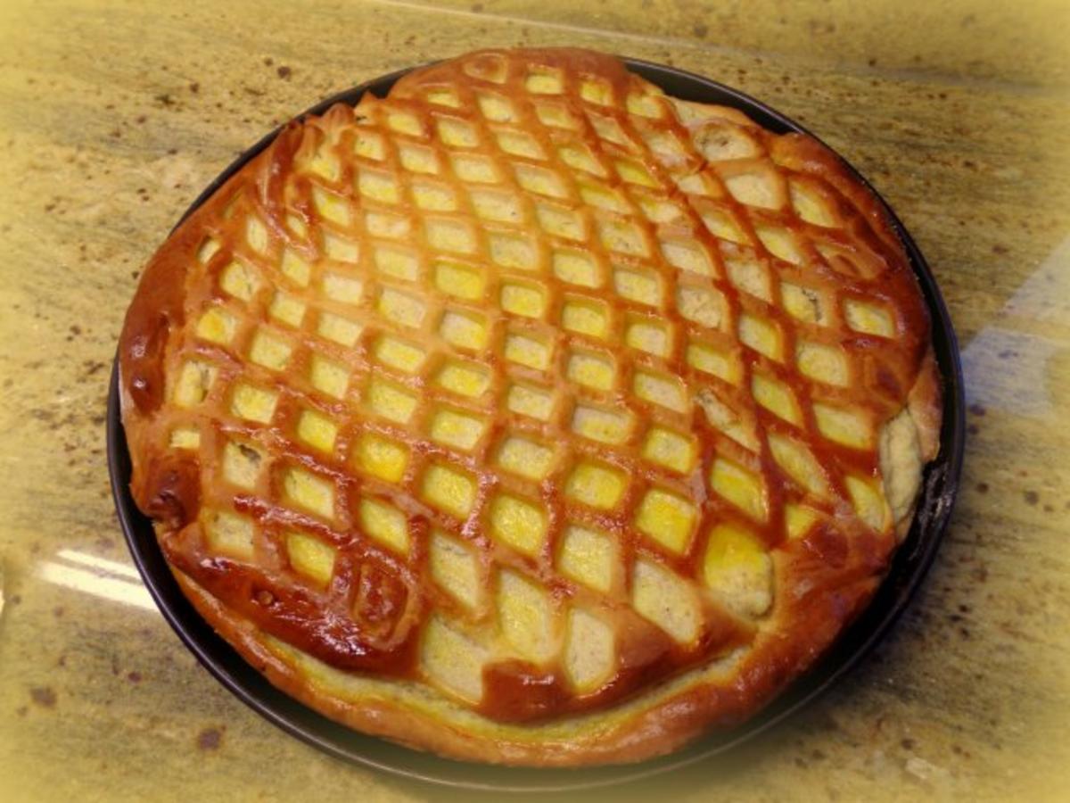 Bilder für Hefeteig-Grieß-Tarte Rezept