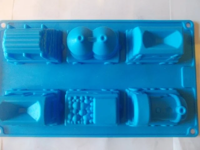 Rezept: Geburtstagszug für Simon Bild Nr. 3 Geburtstagszug für Simon - Rezept - Bild Nr. 3