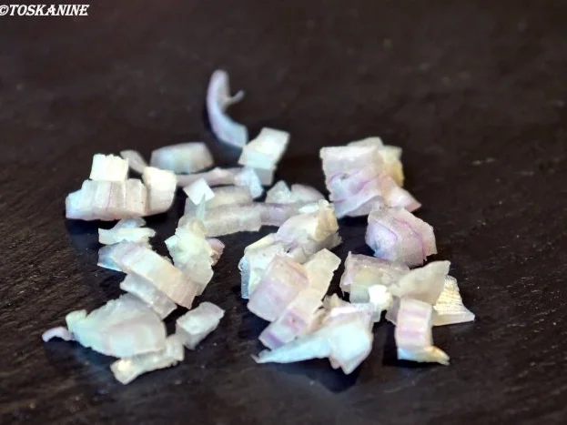 Scholle Finkenwerder Art, Minzgurken, Knusperkartoffeln - Rezept - Bild Nr. 12