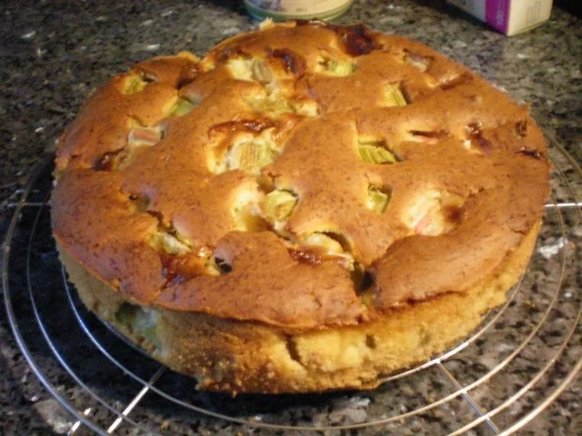 Rezept: Kuchen: Rhabarberkuchen - ruckzuck - Bild Nr. 2 Kuchen: Rhabarberkuchen - ruckzuck - - Rezept - Bild Nr. 2