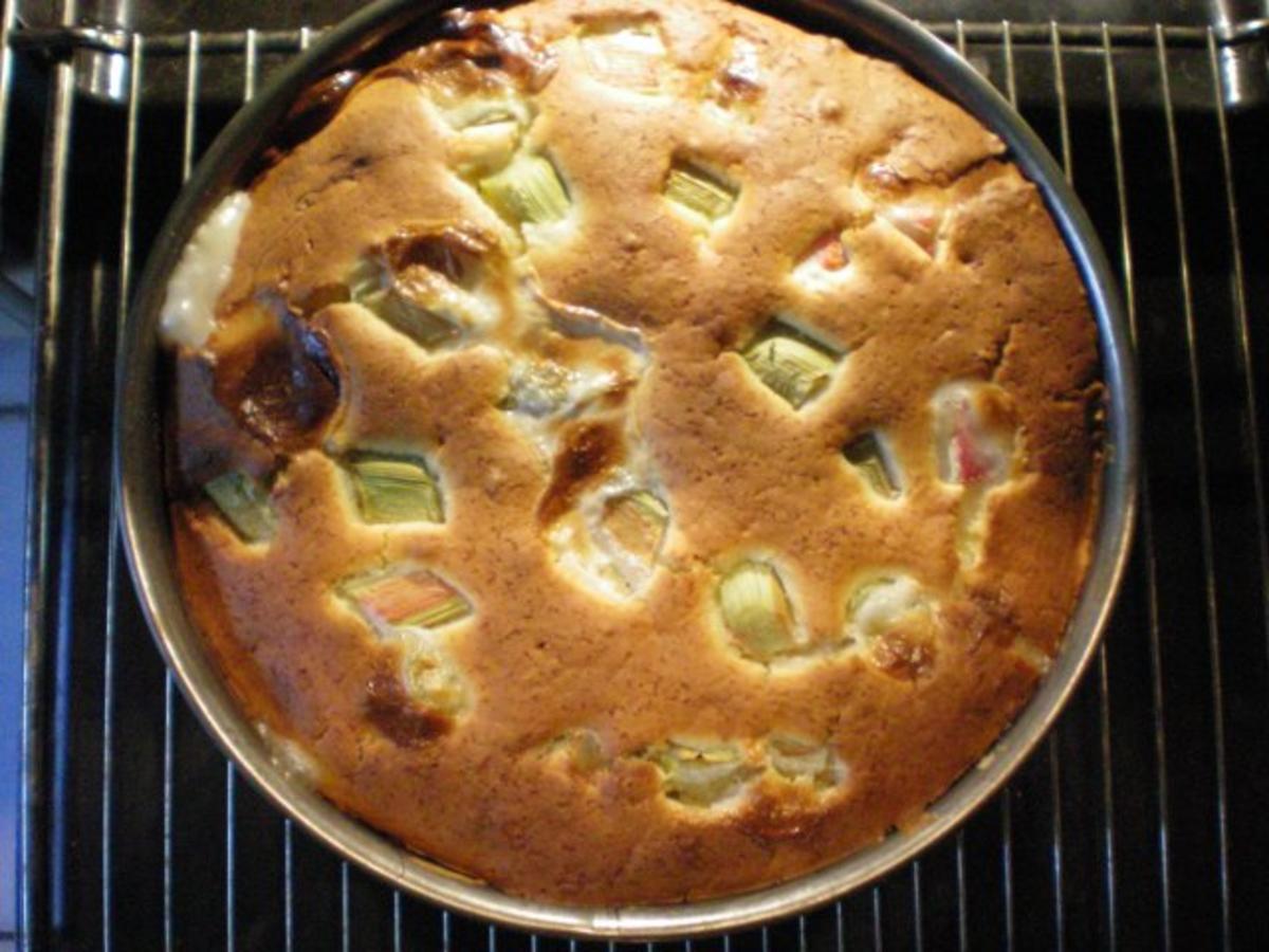 Kuchen: Rhabarberkuchen - ruckzuck - - Rezept - Bild Nr. 10