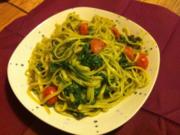 Go green: Mangold-Spinat-Linguine mit Basilikum-Pesto - Rezept