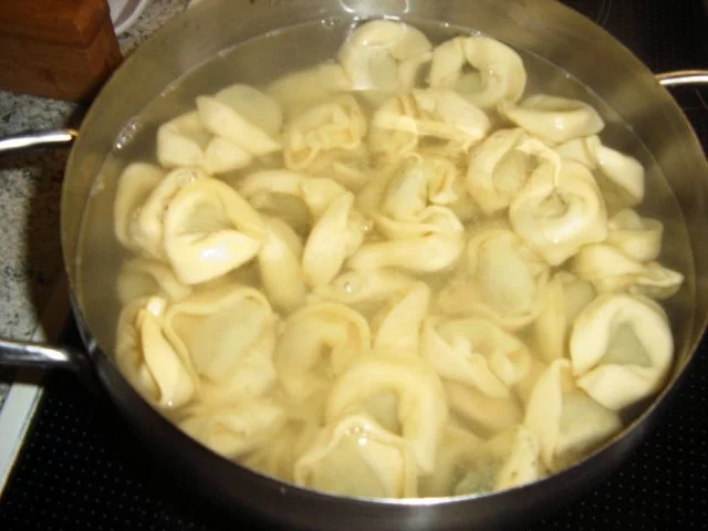 Rezept: Tortellini-Gemüse -Pfanne Bild Nr. 3 Tortellini-Gemüse -Pfanne - Rezept - Bild Nr. 3