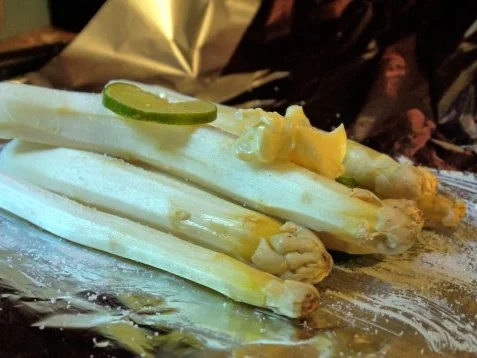 Ofenspargel mit Petersiliensauce und Kokos-Hähnchenschnitzel - Rezept - Bild Nr. 4