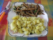 Zwiebel - Seitan  mit schwäbischem warmen Kartoffelsalat - Rezept