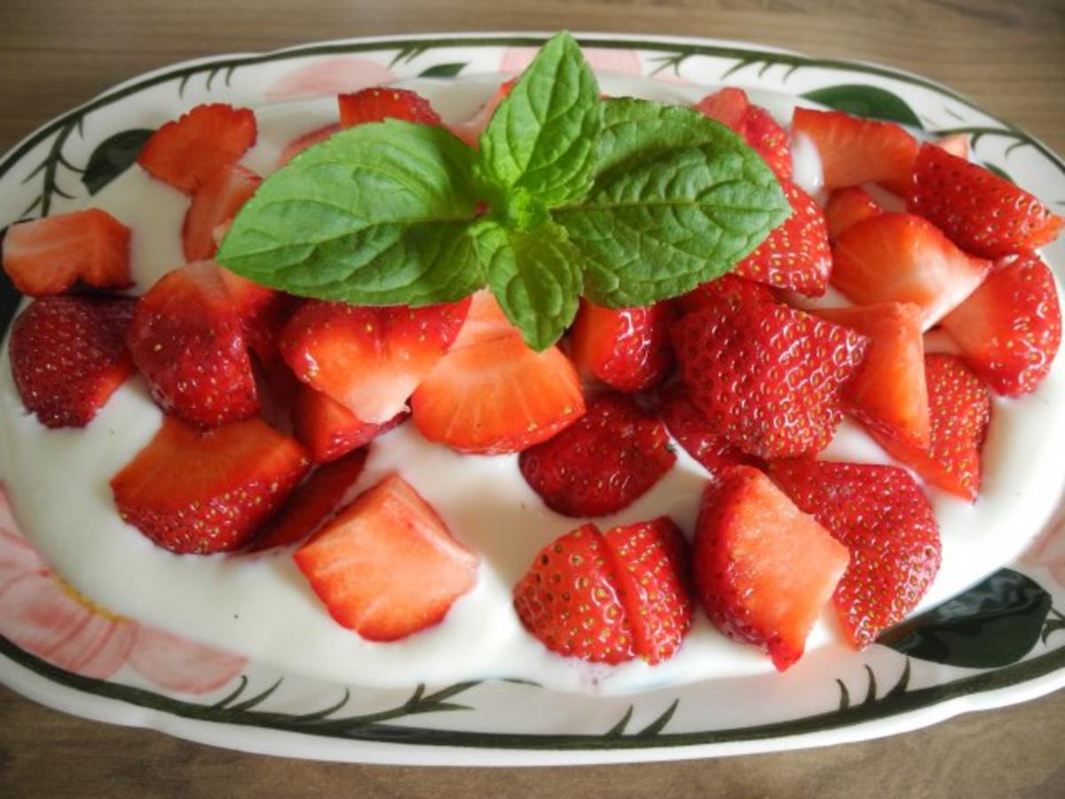 Dessert : Joghurt mit frischen Erdbeeren - Rezept - Bild Nr. 4