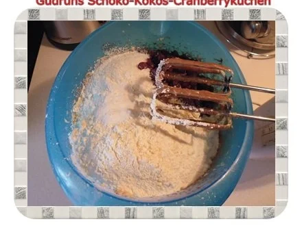 Rezept: Kuchen: Schoko-Kokos-Cranberrykuchen Bild Nr. 7 Kuchen: Schoko-Kokos-Cranberrykuchen - Rezept - Bild Nr. 7