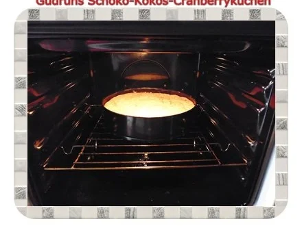 Rezept: Kuchen: Schoko-Kokos-Cranberrykuchen Bild Nr. 10 Kuchen: Schoko-Kokos-Cranberrykuchen - Rezept - Bild Nr. 10