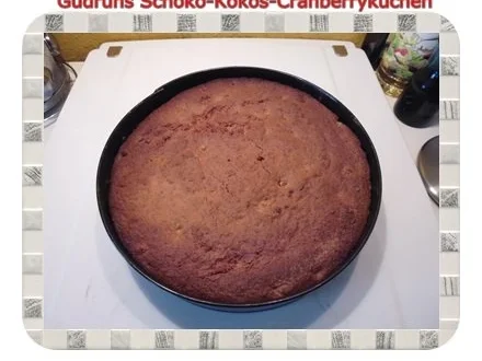 Rezept: Kuchen: Schoko-Kokos-Cranberrykuchen Bild Nr. 11 Kuchen: Schoko-Kokos-Cranberrykuchen - Rezept - Bild Nr. 11
