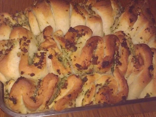 Rezept: Knoblauchfaltenbrot Bild Nr. 2 Knoblauchfaltenbrot - Rezept - Bild Nr. 2