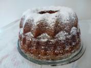 Gugelhupf mit Dreierlei Schokolade - Rezept