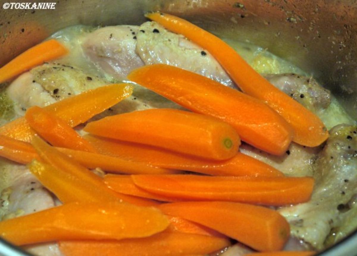 Huhn in Zimtsauce mit jungen Möhren - Rezept - Bild Nr. 8