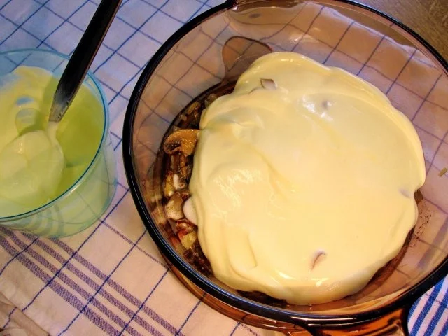 Schweine-Schnitzelchen aus der Auflauf-Form - Rezept - Bild Nr. 6