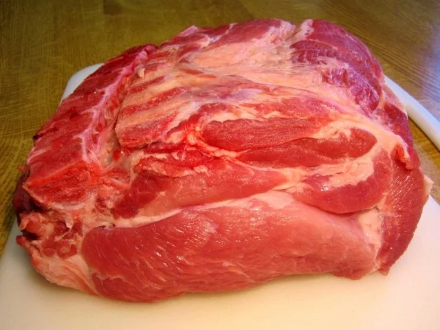 Schweine-Schnitzelchen aus der Auflauf-Form - Rezept - Bild Nr. 2