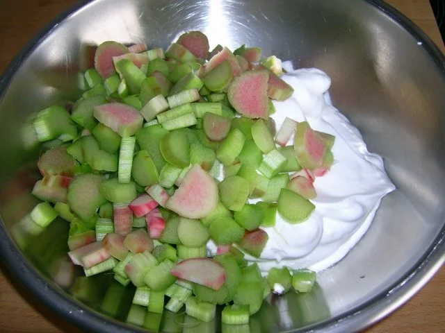 Rezept: Rhabarberkuchen Bild Nr. 5 Rhabarberkuchen - Rezept - Bild Nr. 5