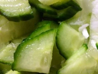 Rezept: Zaziki mit Gemüse Bild Nr. 4 Zaziki mit Gemüse - Rezept - Bild Nr. 4