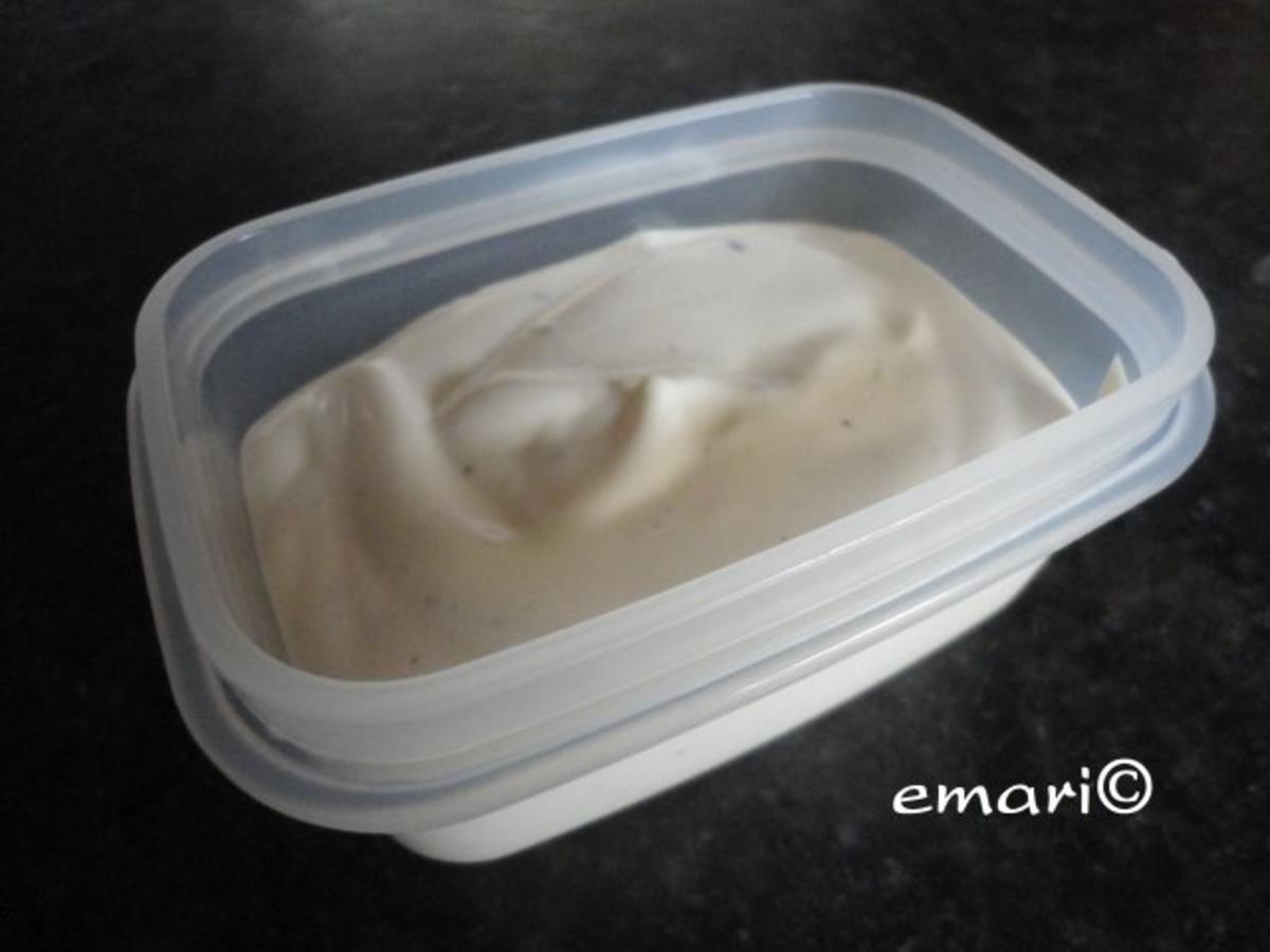 Joghurt Majonäse - Kalorien- und zeitsparend - Rezept Eingereicht von
emari