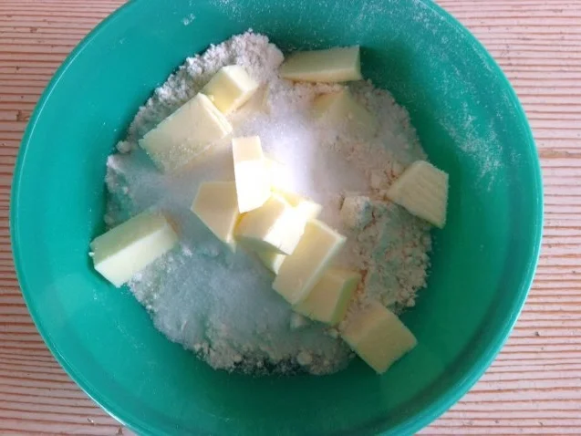 Mini-Rhabarber-Apfel-Kuchen - Rezept - Bild Nr. 6