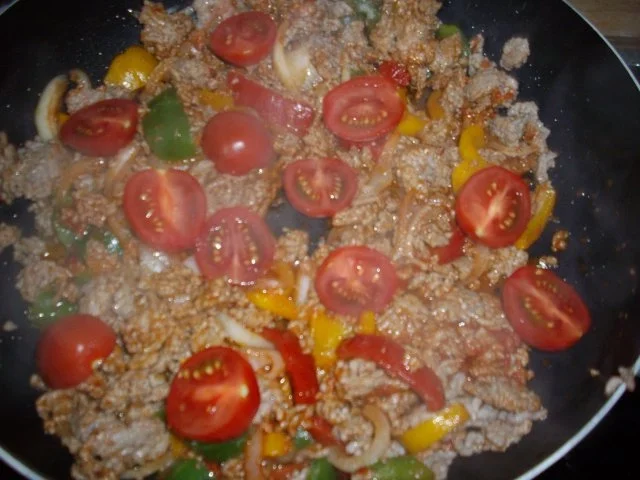 hackfleischpfanne mit basillikum und gorgonzola käse - Rezept - Bild Nr. 4