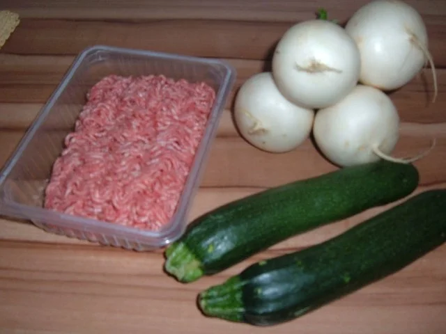 Rezept: Hack : mit Mairüben und Zucchini Bild Nr. 3 Hack : mit Mairüben und Zucchini - Rezept - Bild Nr. 3