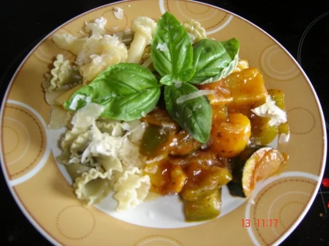 Rezept: Pasta mit Gemüsesauce Pasta mit Gemüsesauce - Rezept