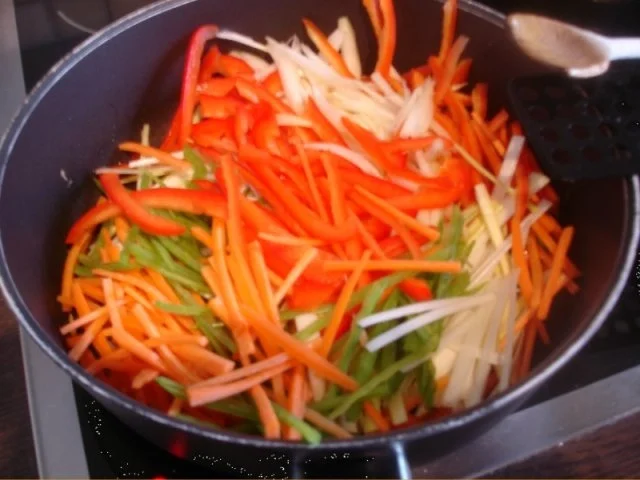 Omelett mit Gemüsefüllung - Rezept - Bild Nr. 8