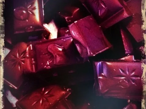 Rezept: Rhabarber-Schoko-Mandel-Torte Bild Nr. 3 Rhabarber-Schoko-Mandel-Torte - Rezept - Bild Nr. 3