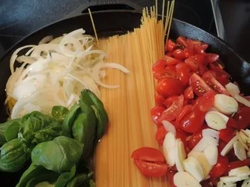 Spaghetti mit Tomatensoße - Rezept - Bild Nr. 5