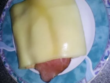 Rezept: Ei -Camembert - Toast Bild Nr. 4 Ei -Camembert - Toast - Rezept - Bild Nr. 4