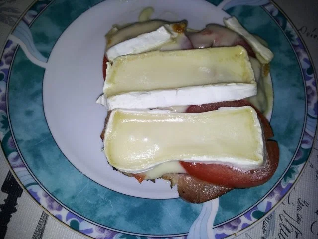 Rezept: Ei -Camembert - Toast Bild Nr. 14 Ei -Camembert - Toast - Rezept - Bild Nr. 14