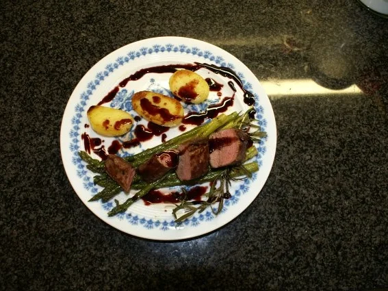 Rezept: Rehrücken mit Filet Rehrücken mit Filet - Rezept