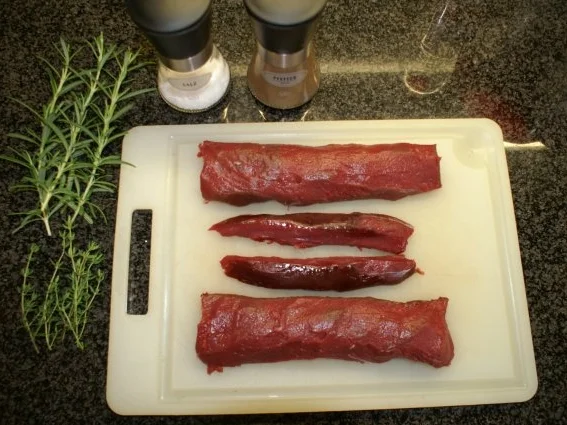 Rezept: Rehrücken mit Filet Bild Nr. 4 Rehrücken mit Filet - Rezept - Bild Nr. 4