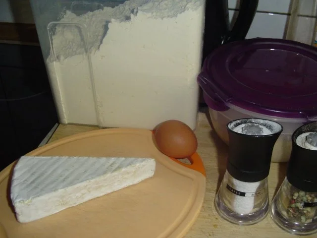 Rezept: Und noch ein kleiner Camenbertsnack Bild Nr. 2 Und noch ein kleiner Camenbertsnack - Rezept - Bild Nr. 2