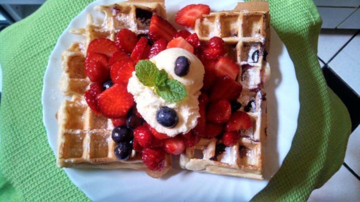 Hefe-Buttermilch-Waffel - Rezept - Bild Nr. 2