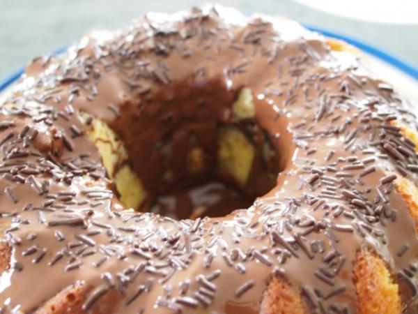 Quark- Marmor- Guglhupf - einfach - von ninschie