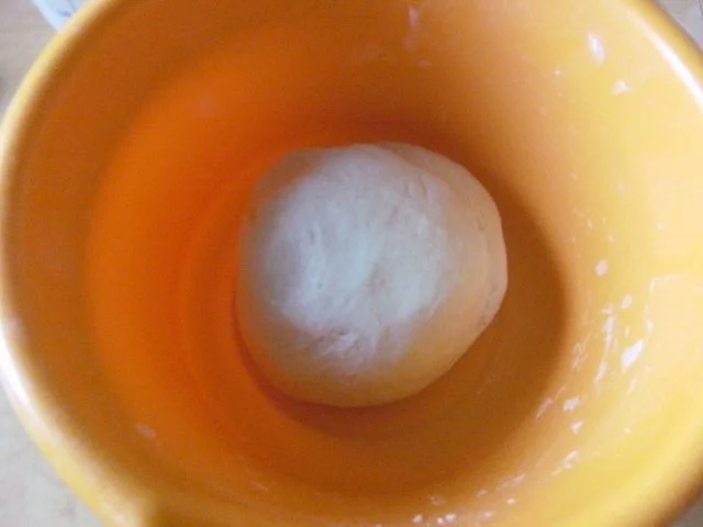 Rezept: Pizzateig Bild Nr. 6 Pizzateig - Rezept - Bild Nr. 6