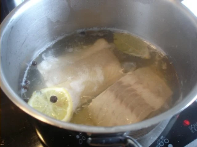 Wildlachsfilet mit Dillsauce, Frühkartoffeln und Gemüse - Rezept - Bild Nr. 15