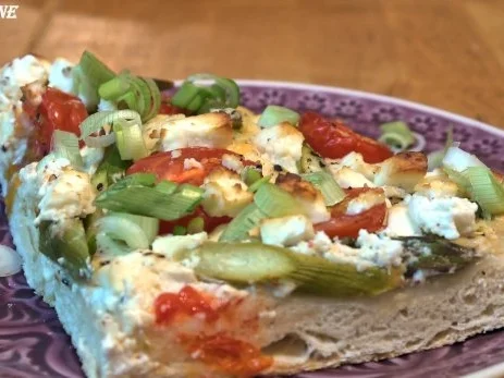 Rezept: Flammkuchen mit grünem Spargel und Tomaten Bild Nr. 18 Flammkuchen mit grünem Spargel und Tomaten - Rezept - Bild Nr. 18