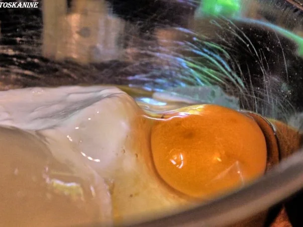 Rezept: Flammkuchen mit grünem Spargel und Tomaten Bild Nr. 6 Flammkuchen mit grünem Spargel und Tomaten - Rezept - Bild Nr. 6